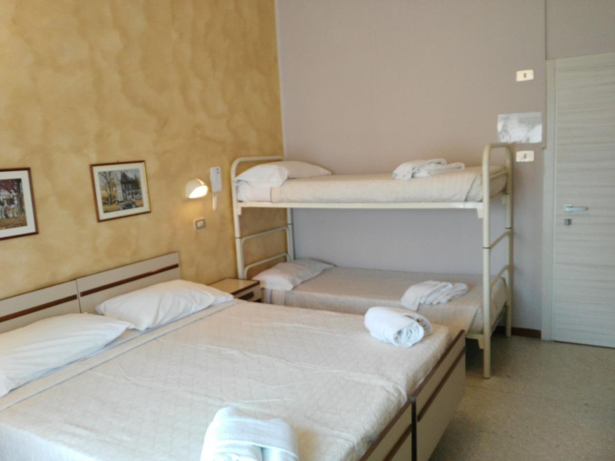 רימיני Hotel Marittimo מראה חיצוני תמונה