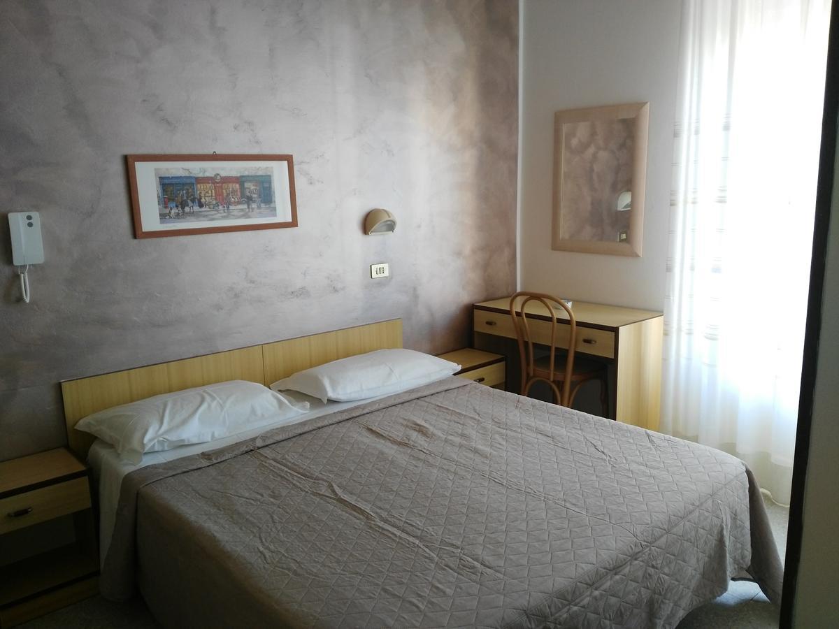 רימיני Hotel Marittimo מראה חיצוני תמונה