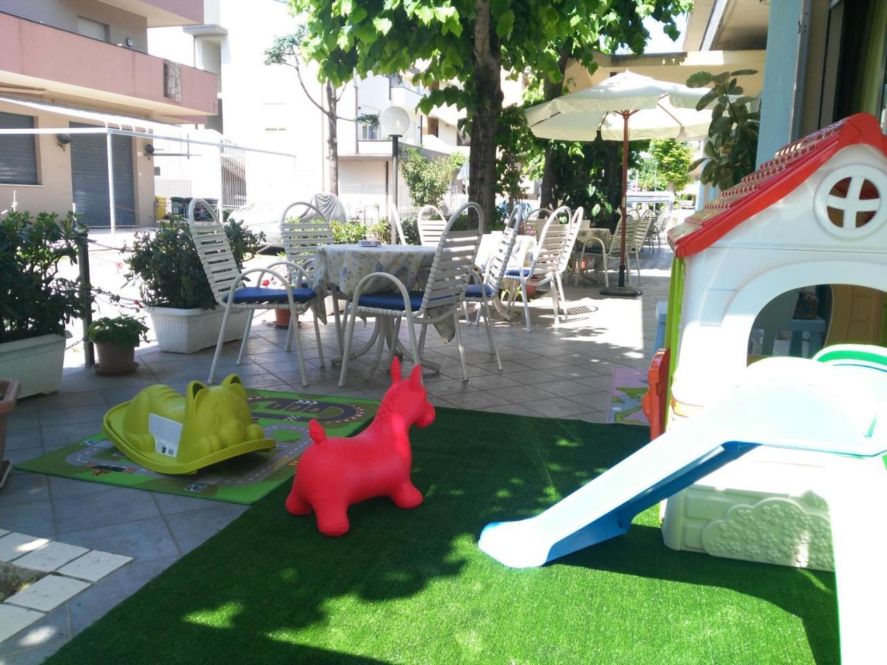 רימיני Hotel Marittimo מראה חיצוני תמונה