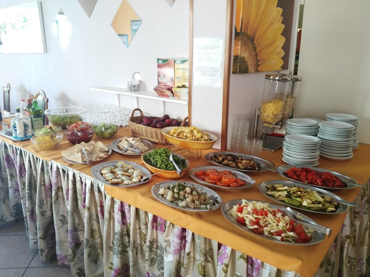 רימיני Hotel Marittimo מראה חיצוני תמונה
