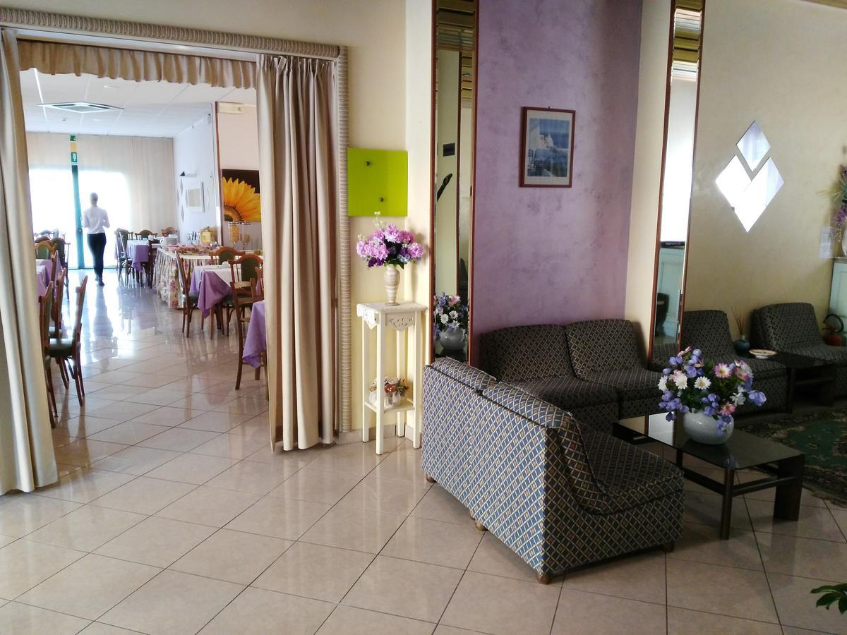 רימיני Hotel Marittimo מראה חיצוני תמונה