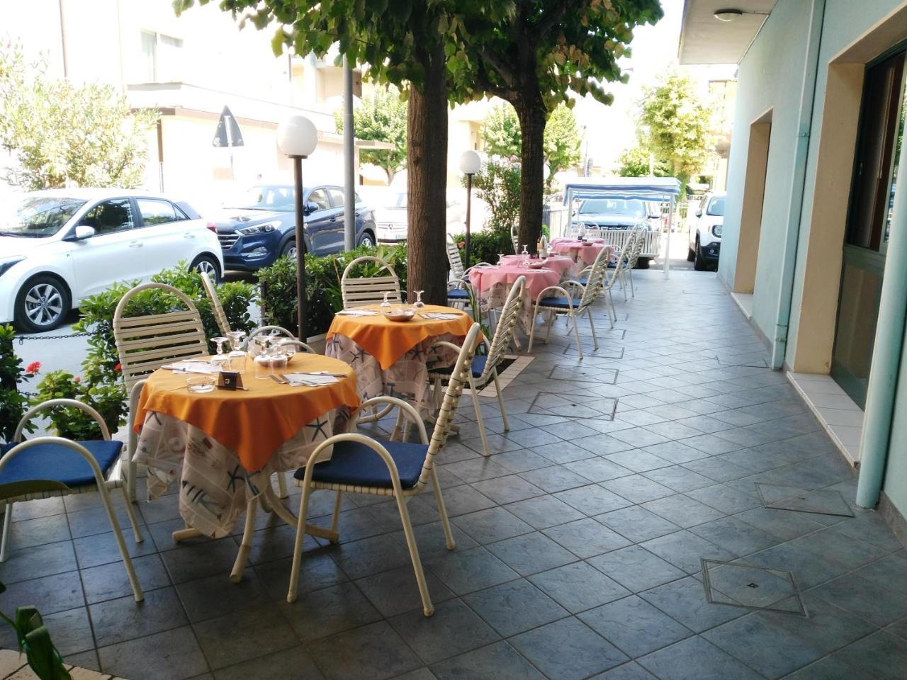 רימיני Hotel Marittimo מראה חיצוני תמונה