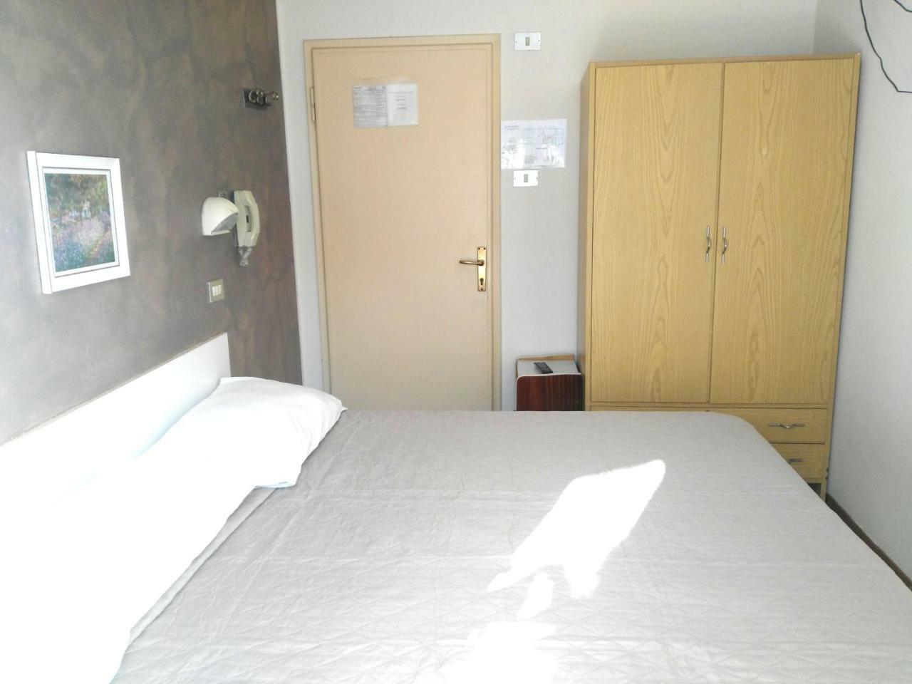 רימיני Hotel Marittimo מראה חיצוני תמונה